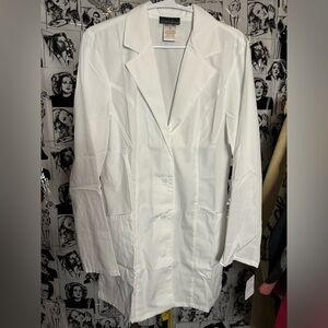 NWT Cherokee Labcoat 🧪